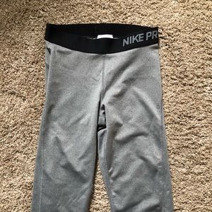 Nike Pro Capri workout leggings .